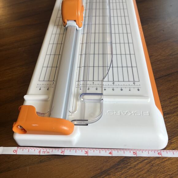 Fiskars 12 Inch Rotary Paper Trimmer Portable For Scrapbooking Crafting Hobby - Picture 11 of 11